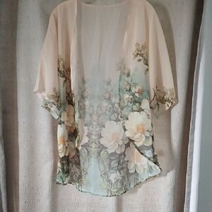 Floral Sheer Kimono Blouse
